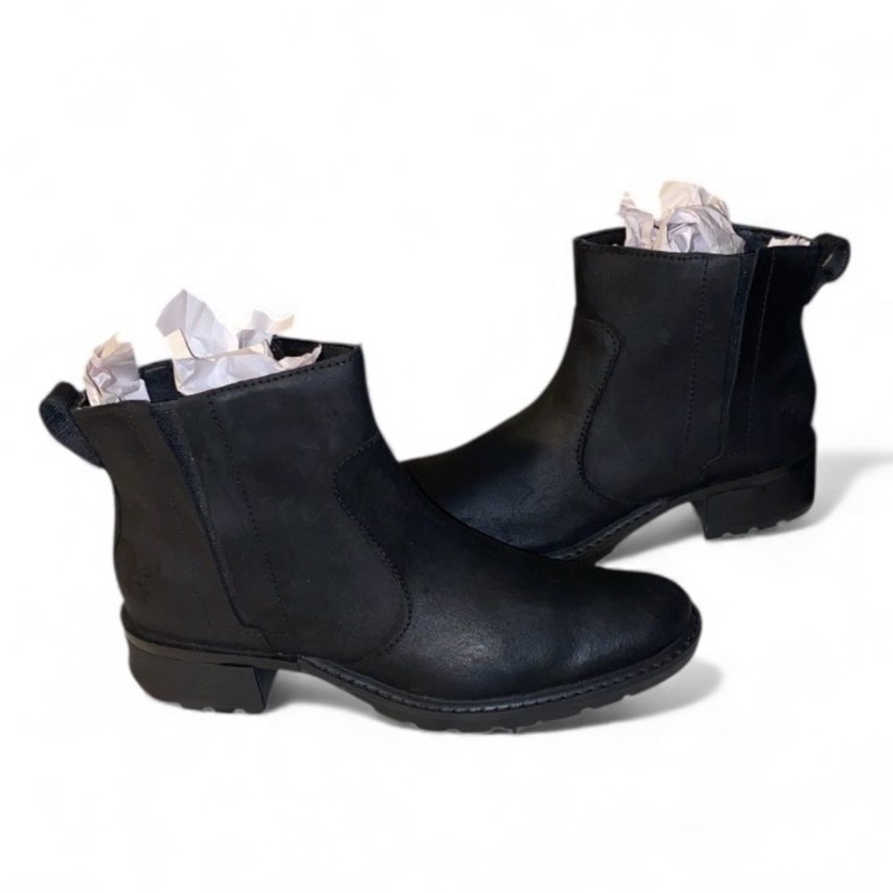 NWT timberland mirah chelsea leather lug sole ankle black boots women size 10m